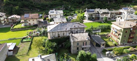 5 bedrooms House in Grosio, Italy No. 259130 7