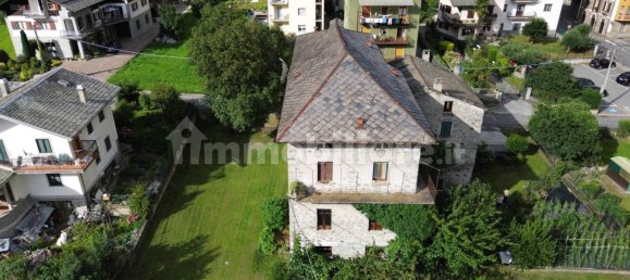 5 bedrooms House in Grosio, Italy No. 259130 6