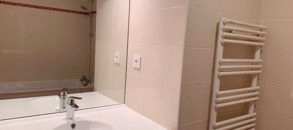 2 bedrooms Apartment in Antony, France No. 329359 8