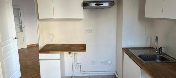 2 bedrooms Apartment in Antony, France No. 329359 4