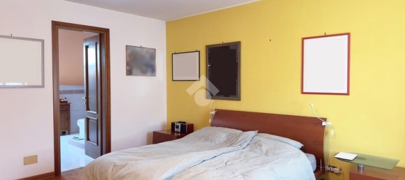 Apartamento de 6 habitaciónes en Udine, Italy No. 108478 36