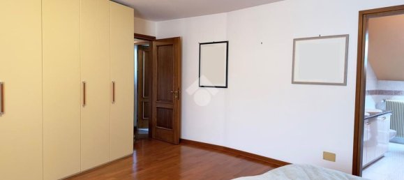 Apartamento de 6 habitaciónes en Udine, Italy No. 108478 38