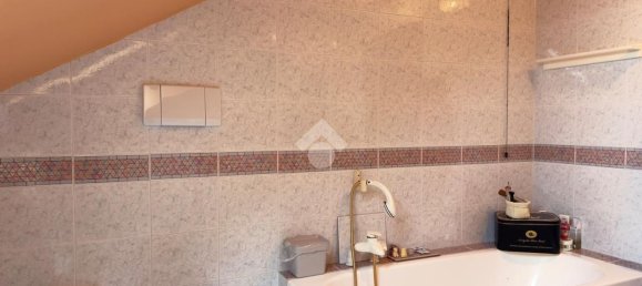 Apartamento de 6 habitaciónes en Udine, Italy No. 108478 40