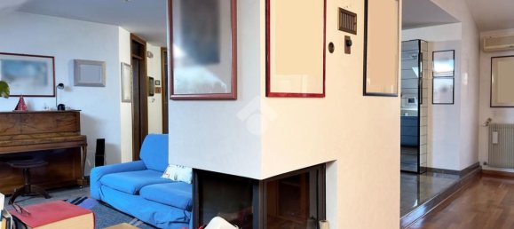 Apartamento de 6 habitaciónes en Udine, Italy No. 108478 16