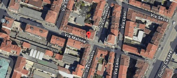 3 bedrooms Apartment in Turin, Italy No. 304531 2