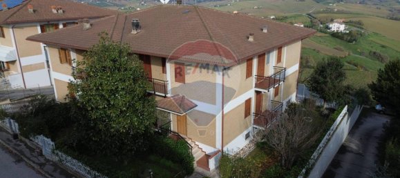 13 rooms House in San Marcello, Italy No. 3101 45