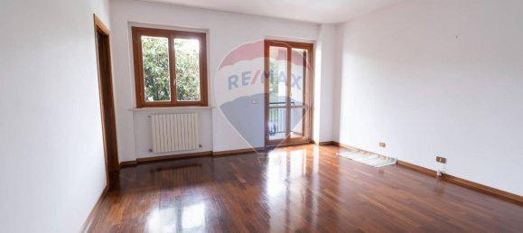 13 rooms House in San Marcello, Italy No. 3101 54
