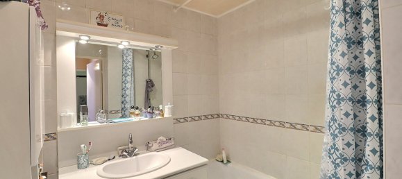 2 bedrooms Apartment in Vitry-sur-Seine, France No. 178443 8