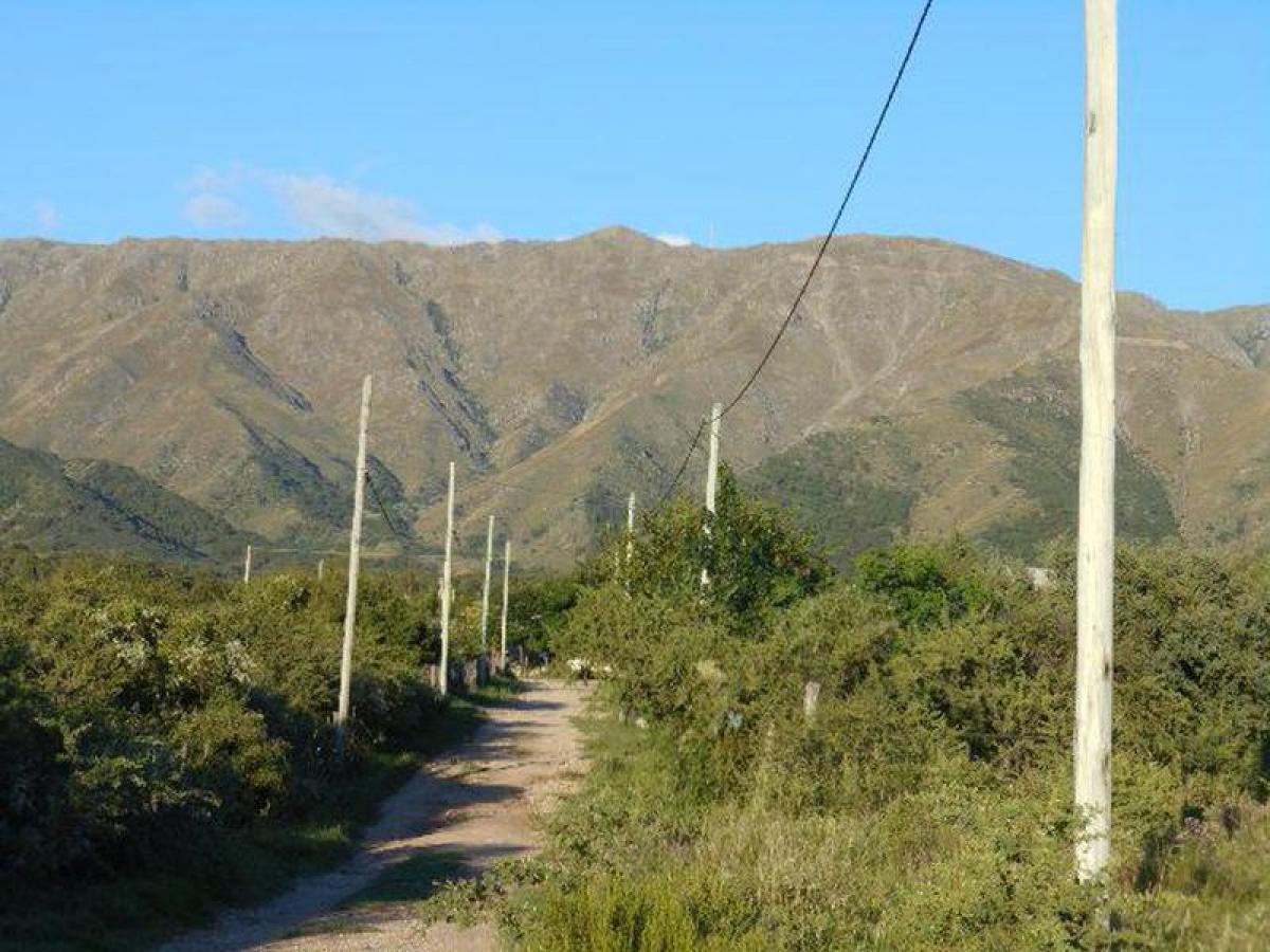  قطعة أرض في San Luis, Argentina 77متر مربع رقم 33003