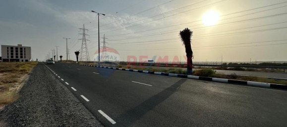 435m² Land in Tilal City, UAE No. 39032 11