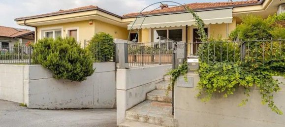 3غرفة منزل في Cherasco, Italy رقم 255955 8