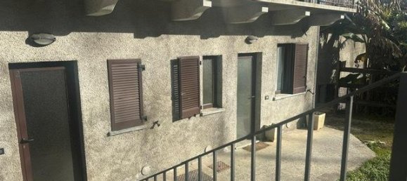 2-salle Appartement à Colverde, Italy No. 15319 4