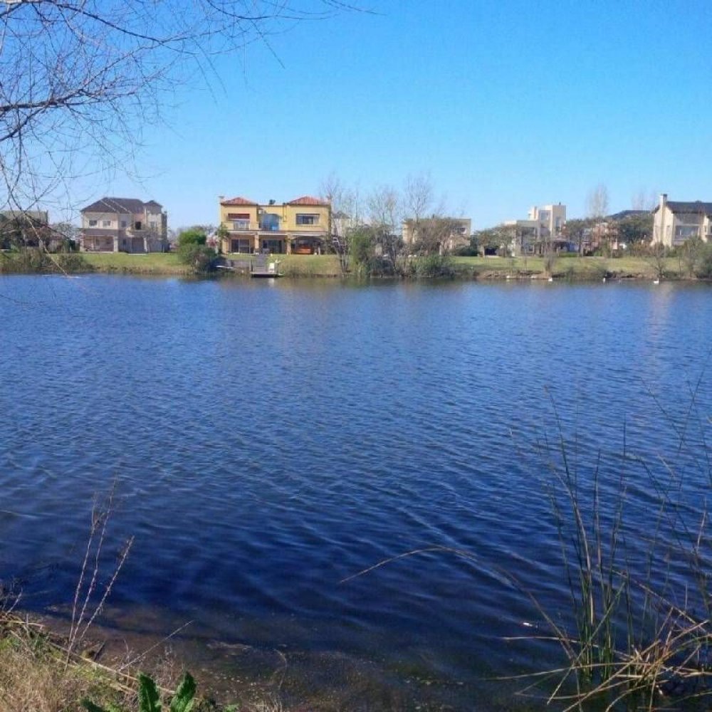  Land in Tigre, Argentina No. 121387