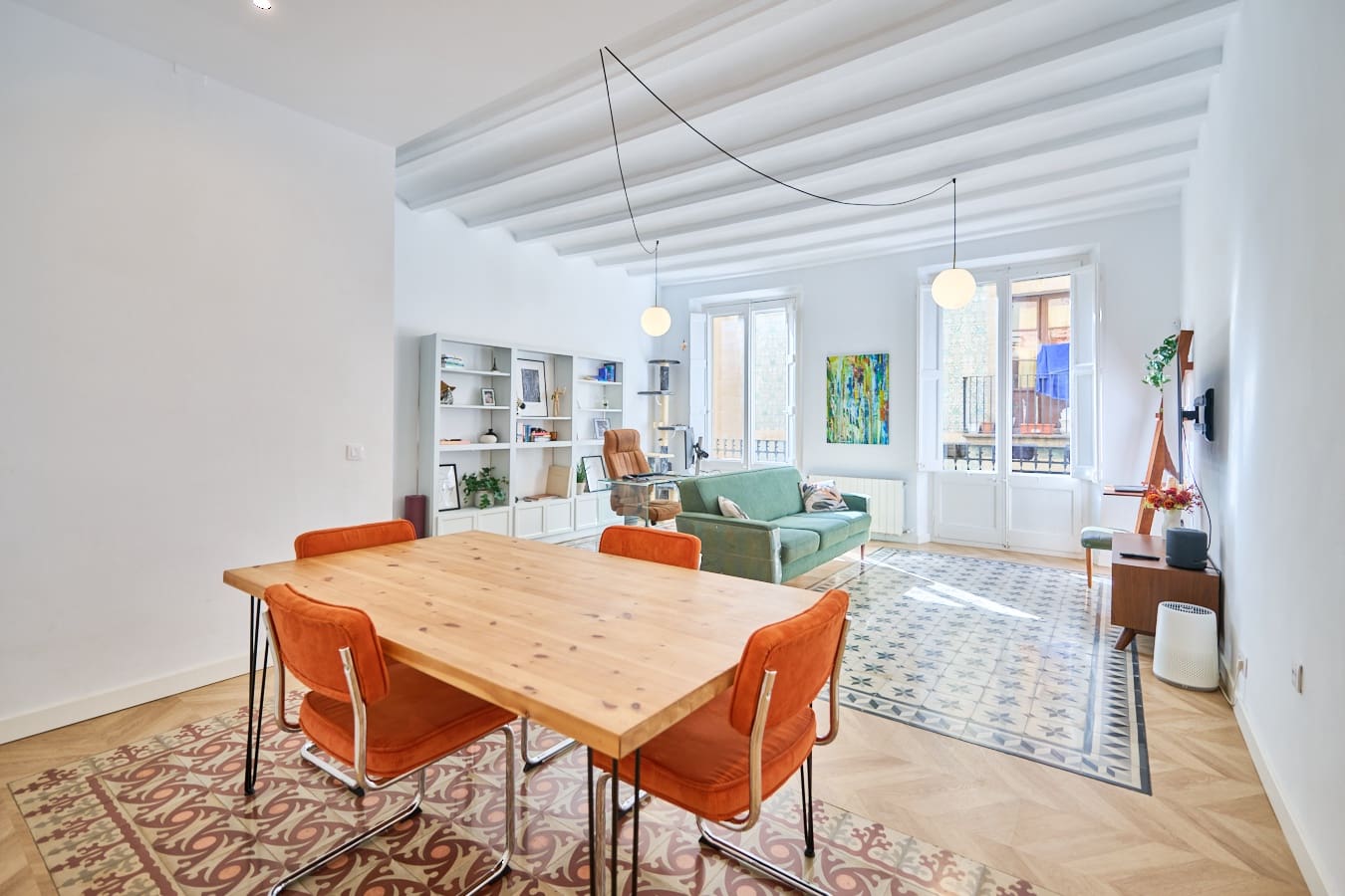 2 bedrooms Apartment in Ciutat Vella, Spain No. 205770