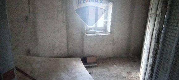 3 rooms Apartment in Morcone, Italy No. 303152 9