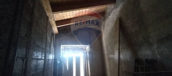 3 rooms Apartment in Morcone, Italy No. 303152 10