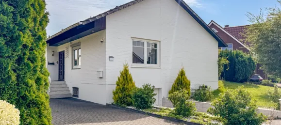 Бунгало с 4 комнатами в Бремерхафен, Германия № 272200 2