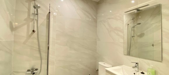 2 chambres Appartement à Ciutat Vella, Spain No. 154676 5