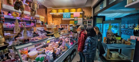 Propriété commerciale à Comacchio, Italy 150m² No. 253948 4