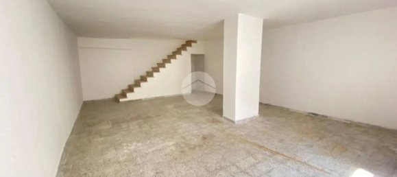 5 rooms Commercial property in Manfredonia, Italy No. 116971 9