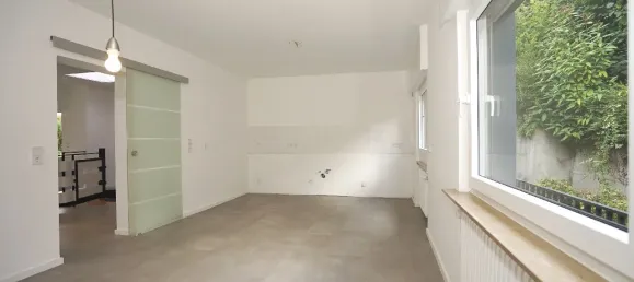 Bungalow T4 em Leverkusen, Germany N.º 344380 10