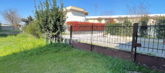 Casa de 3 dormitorios en Montichiari, Italy No. 15714 3