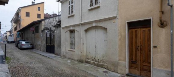 10 غرف نوم منزل في San Damiano d'Asti, Italy رقم 279730 29