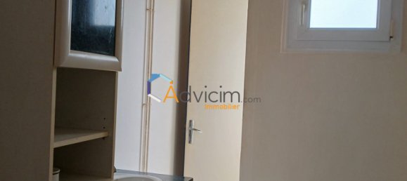 2 Schlafzimmer Wohnung in Saint-Jean-de-la-Ruelle, France, Nr. 74579 5