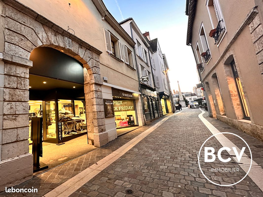 Apartamento de 2 dormitorios en Chartres, France No. 56017