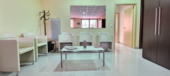 8-salle Bureau à Vieux-Thann, France No. 227227 4