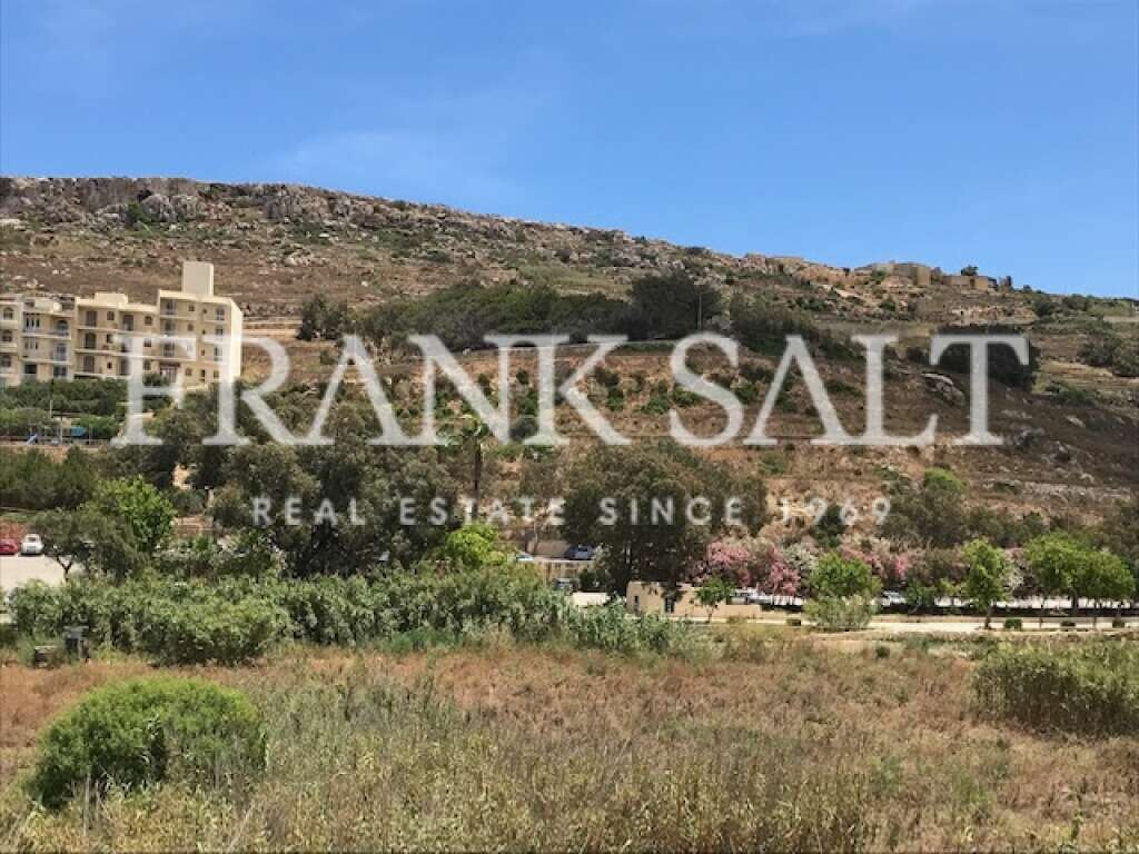 2 bedrooms Apartment in Marsalforn, Malta No. 5783