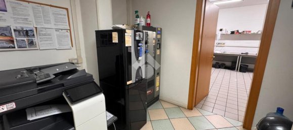 10 rooms Warehouse in Ponte San Nicolò, Italy No. 257670 14