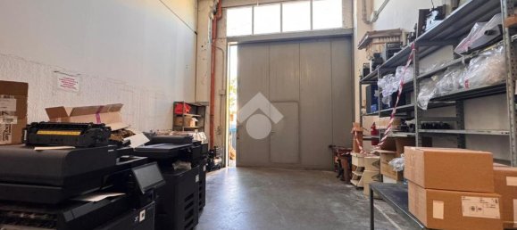 10 rooms Warehouse in Ponte San Nicolò, Italy No. 257670 4