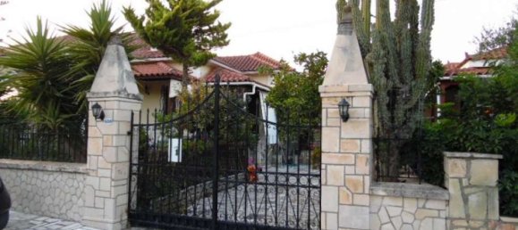 3 bedrooms Commercial property in Zakynthos, Greece No. 446 3