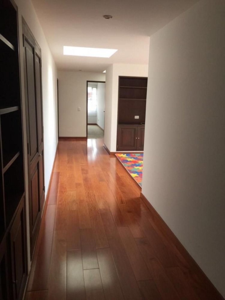 3 Schlafzimmer Haus in Bogota, Colombia, Nr. 11800