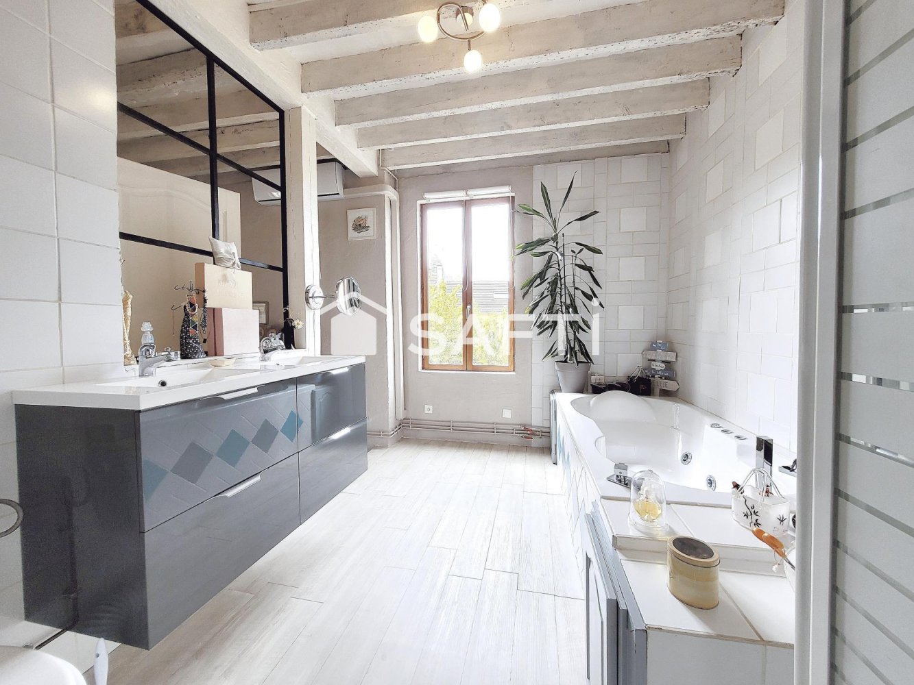 4 bedrooms Townhouse in Pont-Sainte-Maxence, France No. 153973