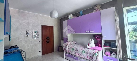 2 bedrooms Apartment in Casandrino, Italy No. 267740 6