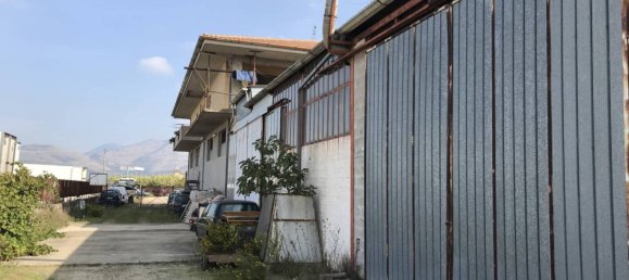 5 rooms Building in Fondi, Italy No. 29199 5