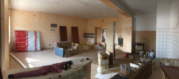 5 rooms Building in Fondi, Italy No. 29199 14