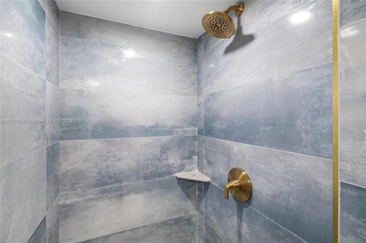 Дом с 2 спальнями в Майами, США № 278224