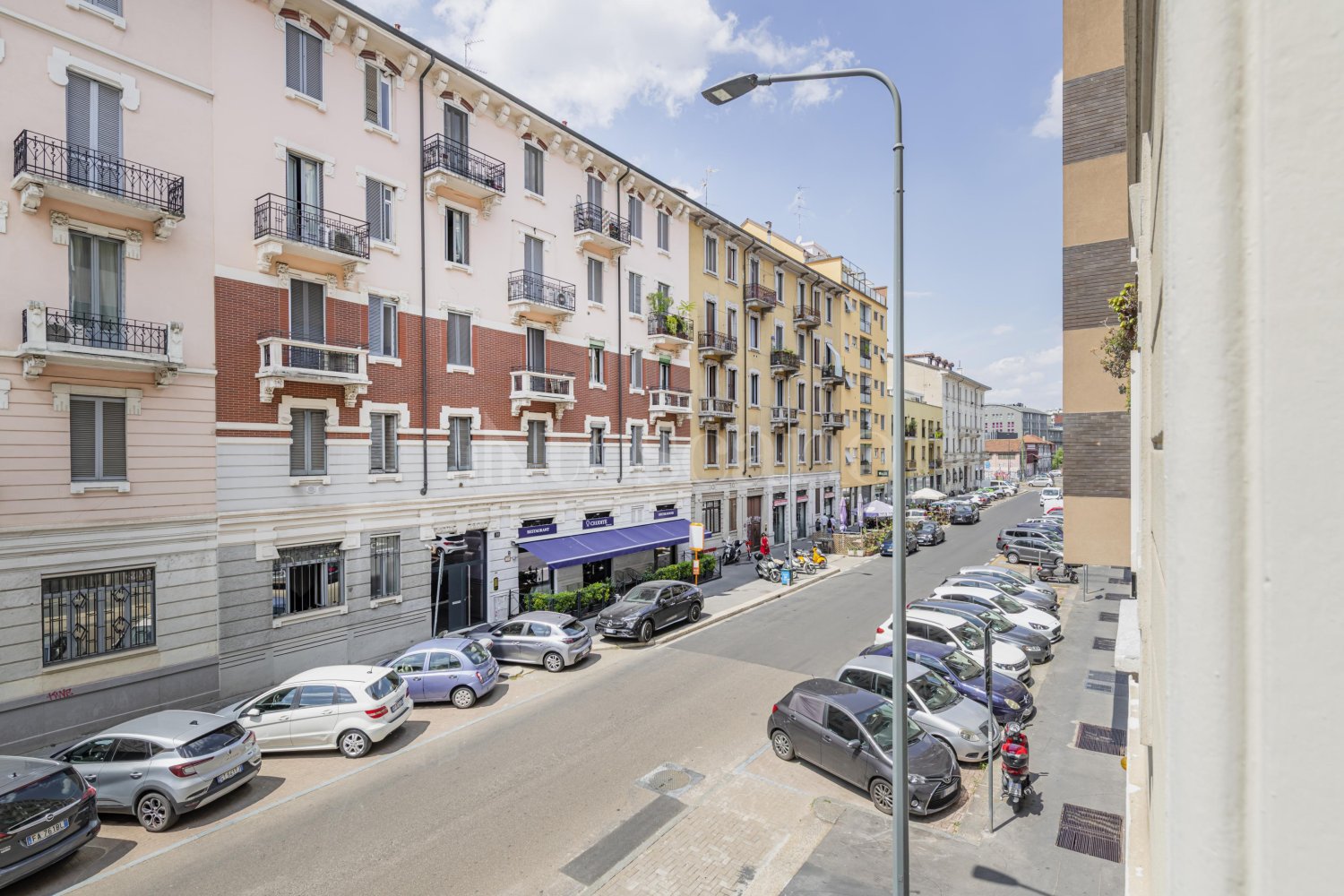 2 rooms Apartment in Milan, Italy No. 324966