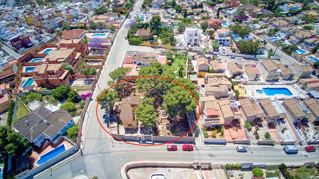 Terreno en Torrevieja, Spain No. 290768