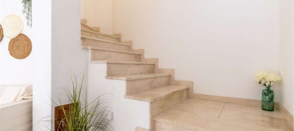 Вилла с 4 комнатами в Капотерра, Италия № 262998 11