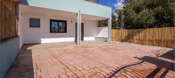 Вилла с 4 комнатами в Капотерра, Италия № 262998 22