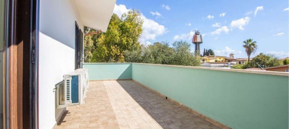 Вилла с 4 комнатами в Капотерра, Италия № 262998 34