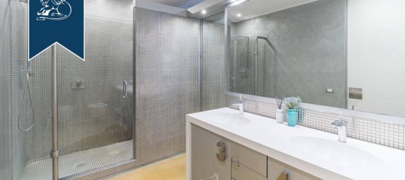 Квартира с 3 комнатами в Неаполь, Италия № 128574 18