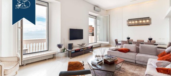 Квартира с 3 комнатами в Неаполь, Италия № 128574 5