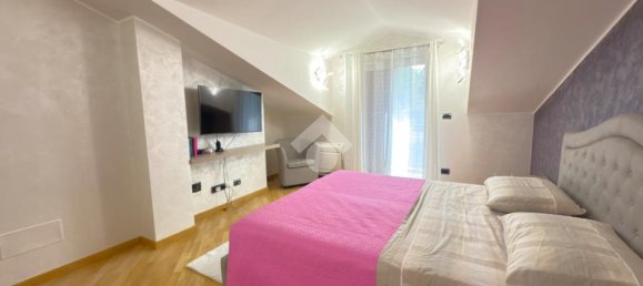 2 bedrooms Villa in Giaveno, Italy No. 305689 16