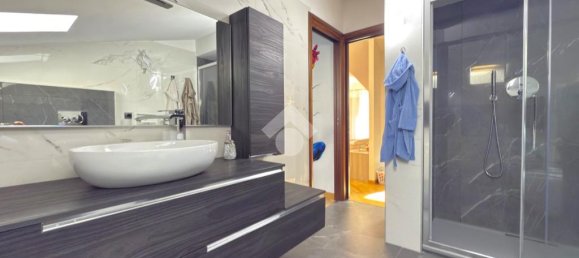 2 bedrooms Villa in Giaveno, Italy No. 305689 10