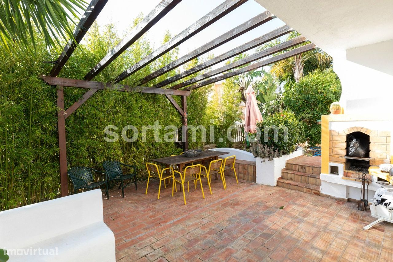 4 bedrooms House in Montenegro, Portugal No. 16109